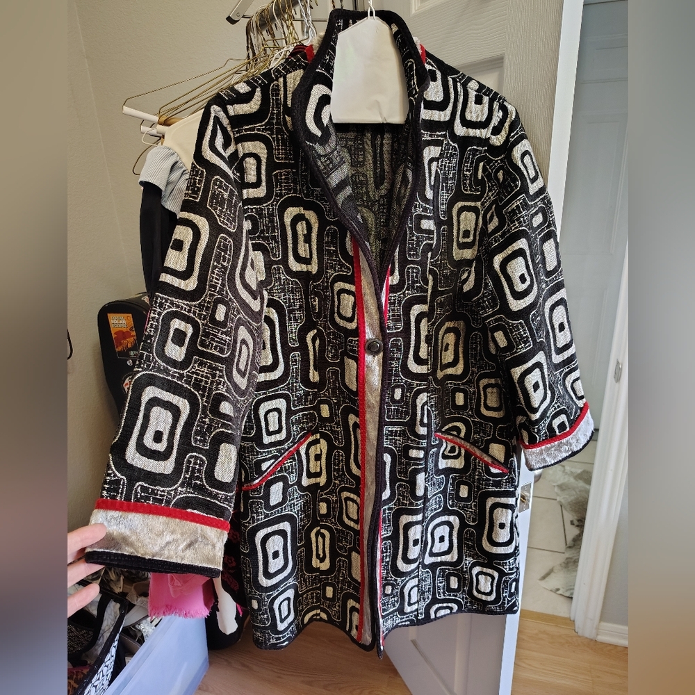 Khangura Black Patterned Women's Jacket With Faux Fur Details